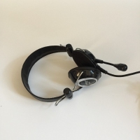 华业高宝 A-3050重低音耳机带麦克风话筒头戴式游戏音乐耳麦
