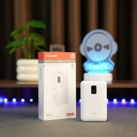 魔闪 PB-08 3C 22.5W 1万毫安快充充电宝